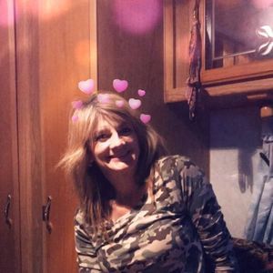 Meet your Posher, Carolyn